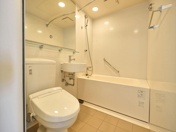 Bathroom 4, Palace In Moon Beach, Onna