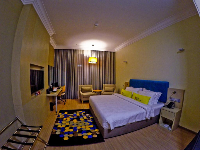 Bedroom 30