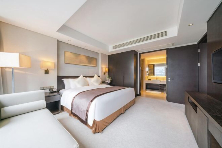 Bedroom 13