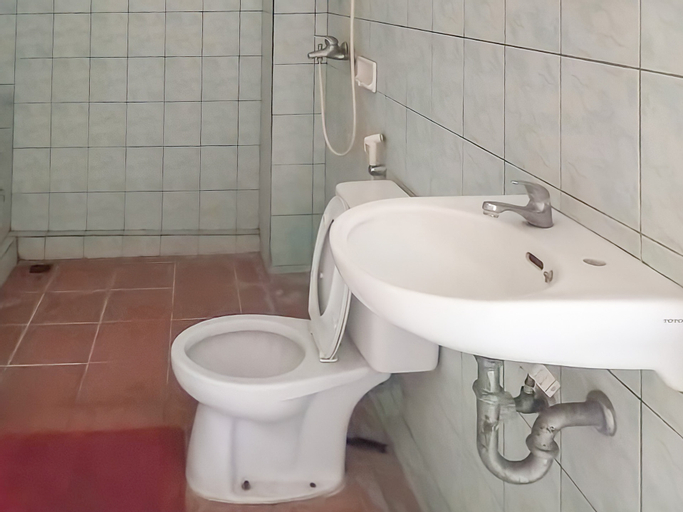 Bathroom 5