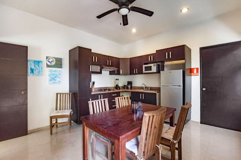 Dining Room 10