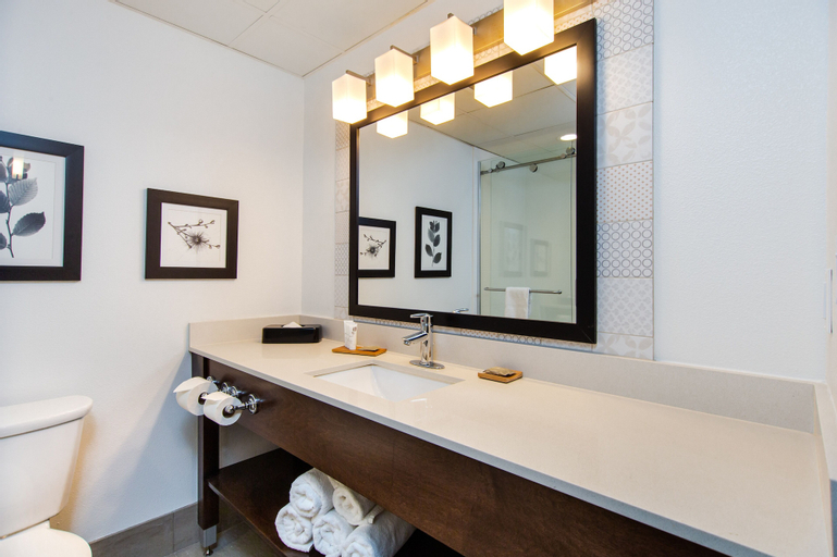 Bedroom 4, Country Inn & Suites by Radisson, Rapid City, SD, Pennington