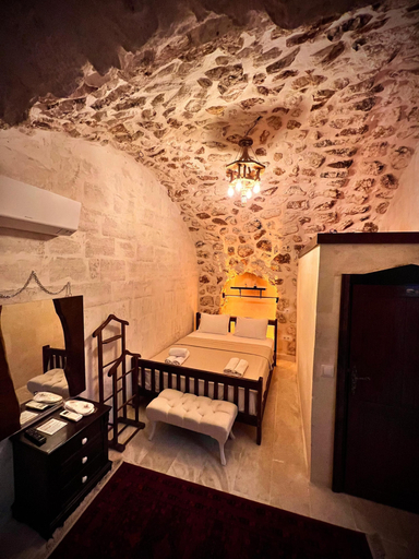 Bedroom 3, Şahmeran Otel Cafe Restoran, Midyat
