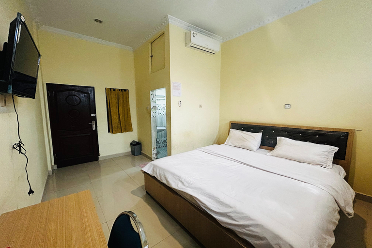 Bedroom 8