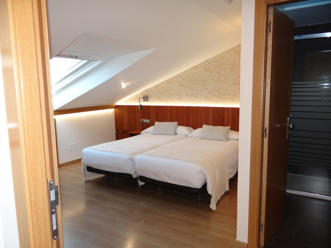 Bedroom 2, Pensión O Códice, A Coruña