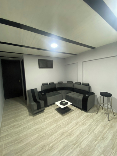Others 5, Ander-house luxury, Guicán