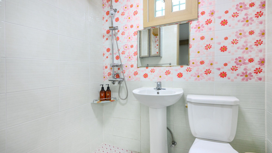 Bathroom 4, Samcheok Herb Pension, Samcheok