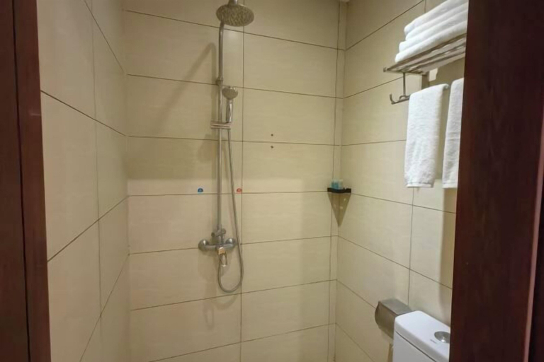 Bathroom 5, Hengda Hotel (High-speed Railway Station Branch), Tongren