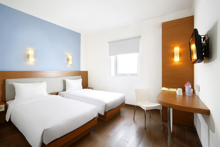 Bedroom 16