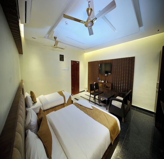 Bedroom 3, Suthanthira Stay Inn, Dindigul