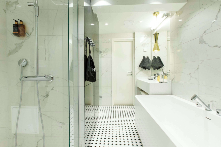 Bathroom 4, Quality Hotel Sveitsi, Uusimaa