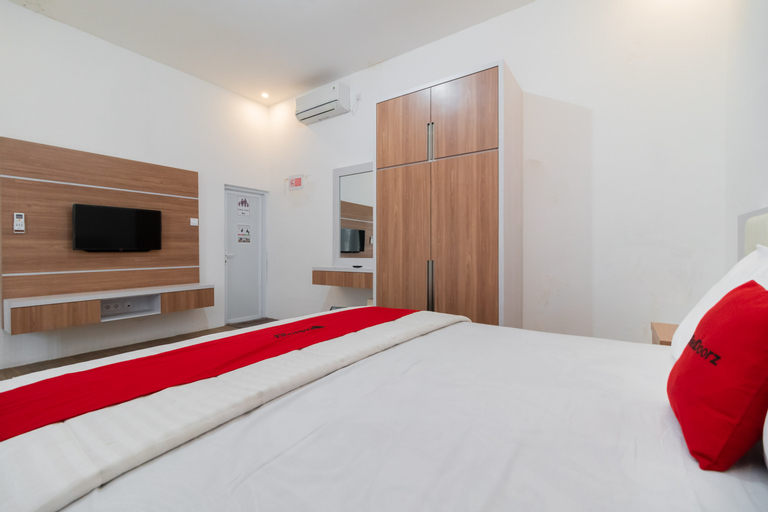 Bedroom 2, RedDoorz Syariah @ Jalan Andalas Padang, Padang