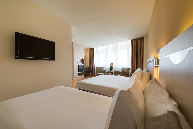 Bedroom 25