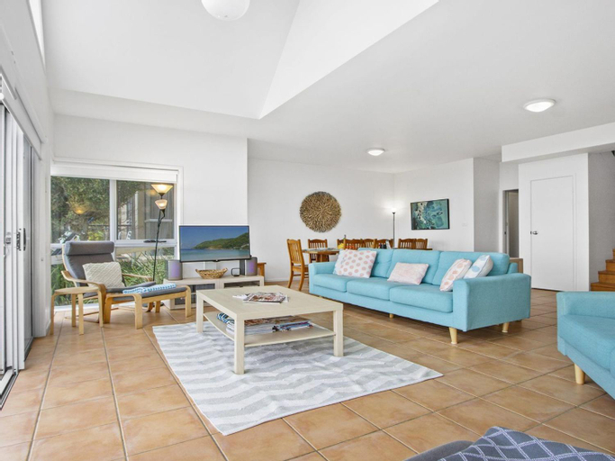 Others 5, Tilbury Breeze, Shoalhaven - Pt B