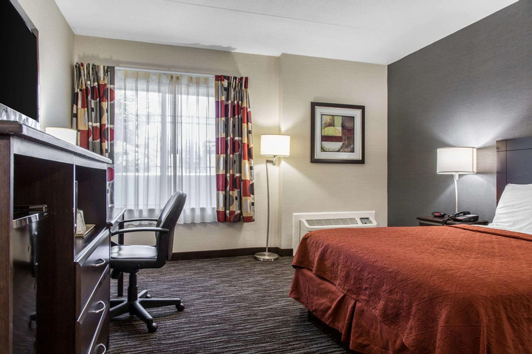 Bedroom 16