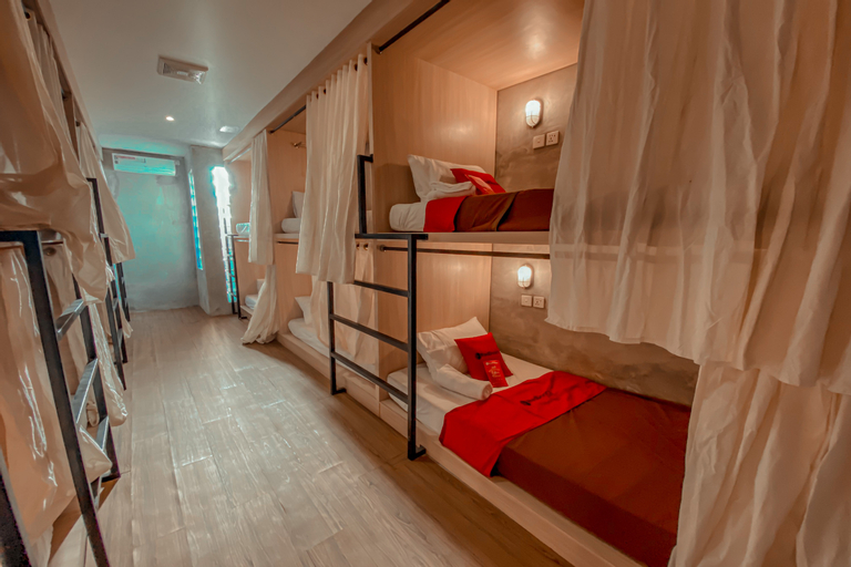 Bedroom 23