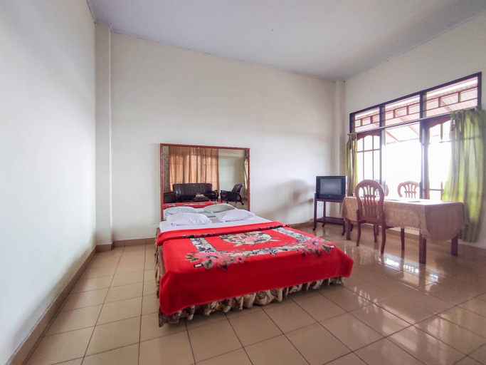 Bedroom 12