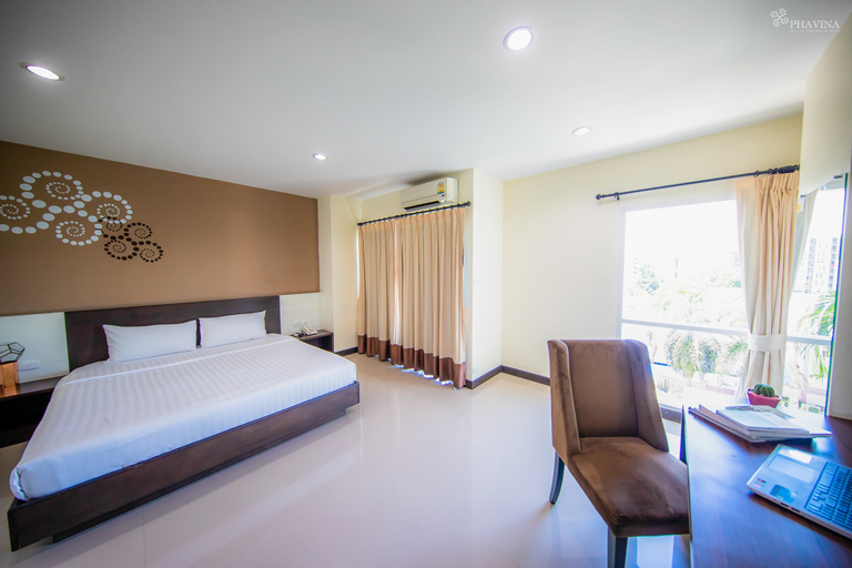 Bedroom 2, Phavina Hotel & Grand Boutique Rayong, Muang Rayong