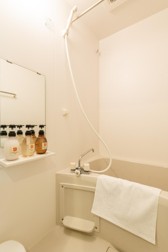 Bathroom 3, Ina House Kyoto Nijo Castle, Kyoto