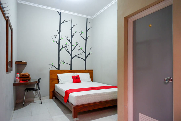 Bedroom 28