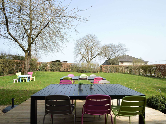 Others 4, Countryside Retreat, Gerin, Namur