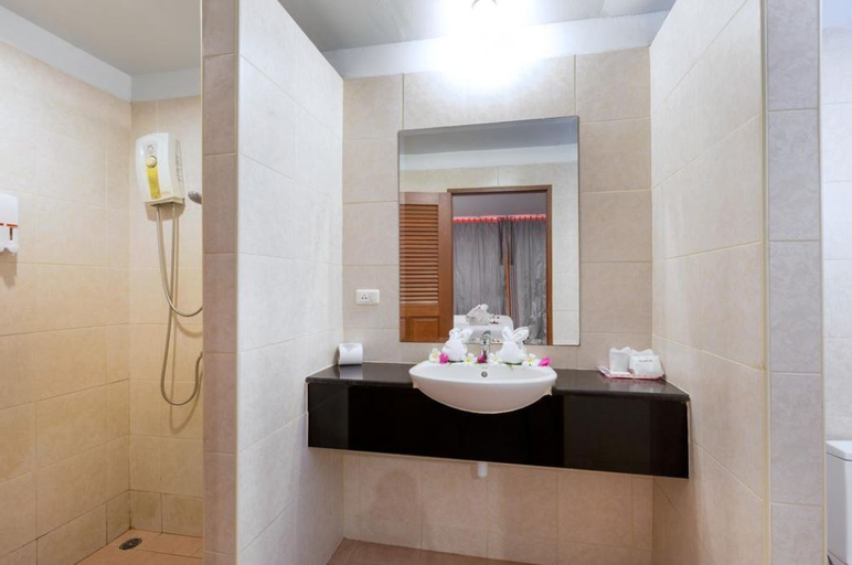 Bathroom 5, Phuket Sea Resort, Pulau Phuket