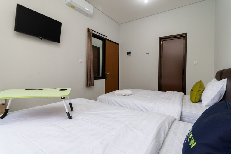 Bedroom 14