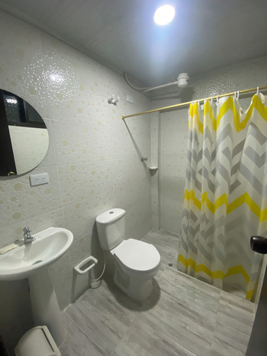 Bathroom 3, Ander-house luxury, Guicán