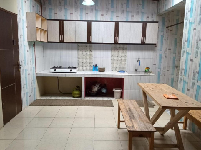 Dining Room 13