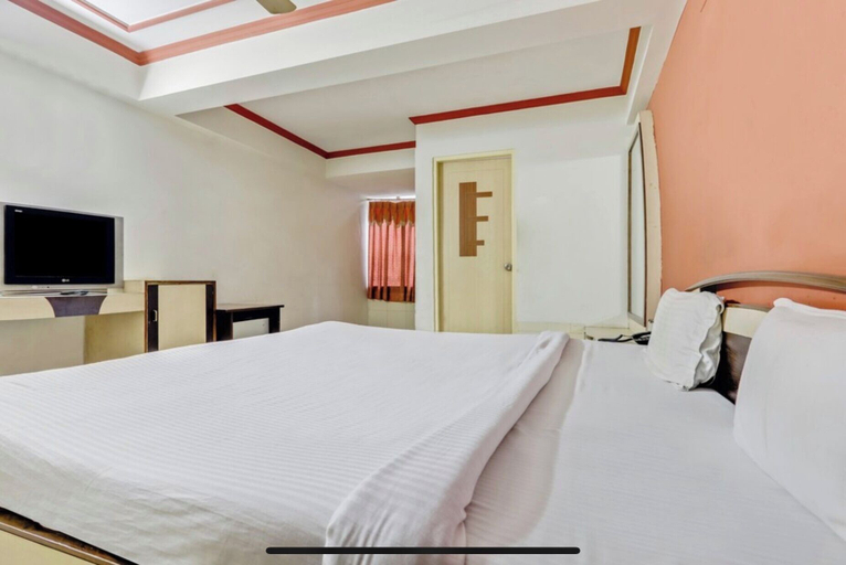 Bedroom 2, Pinky Hotel, Dausa