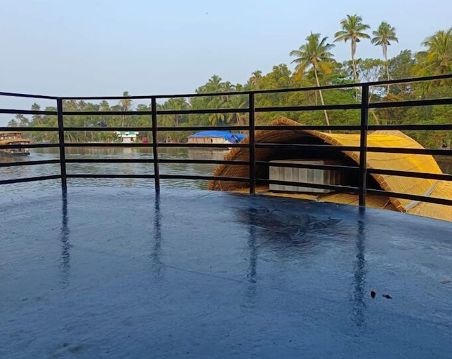 Sport & Beauty, Beachparadise Daycruise houseboat, Alappuzha