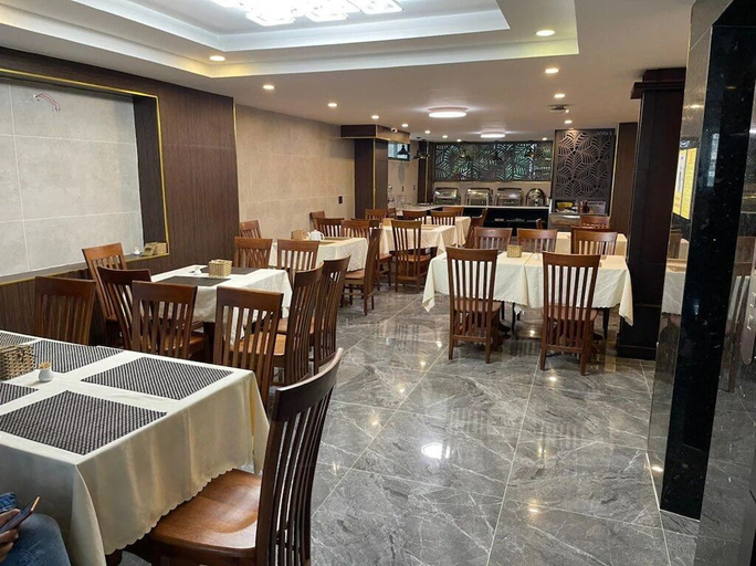 Food & Drinks 5, Vuong Gia Hotel DL - by BAY LUXURY, Đà Lạt