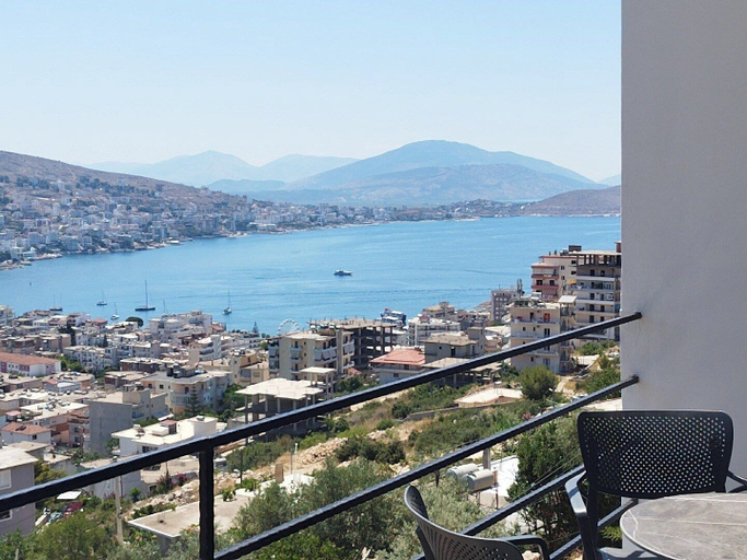 Others 4, Horizon Hill Apartments, Sarandës