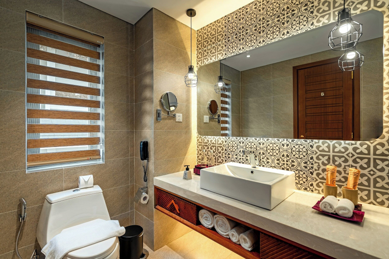 Bathroom 5, The Saga Hotel Hoi An, Da Nang