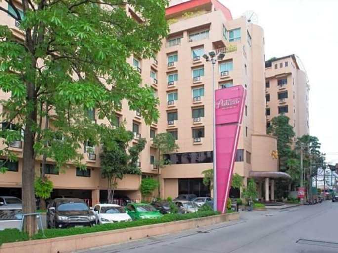 Exterior & Views 3, The Palazzo Hotel, Din Dang