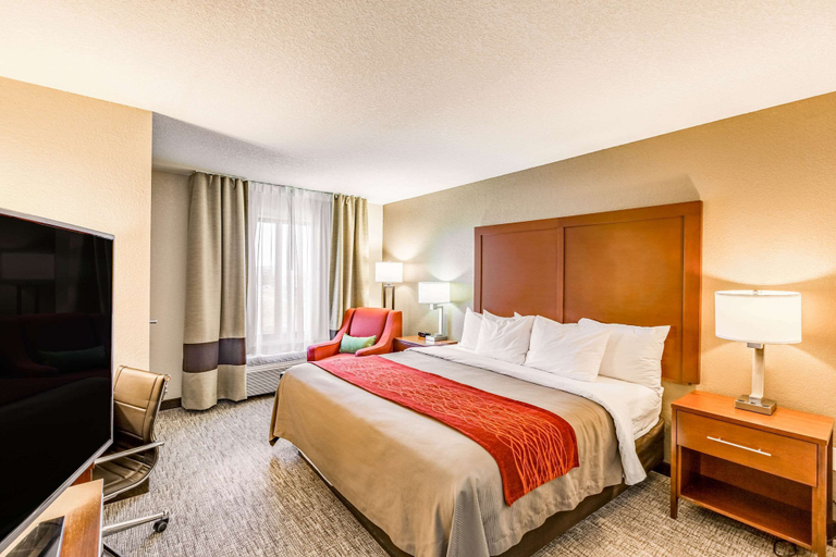 Bedroom 3, Comfort Inn Altoona-Des Moines, Polk