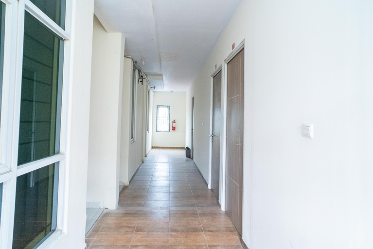 Others 3, 77 Guest House Serpong, South Tangerang