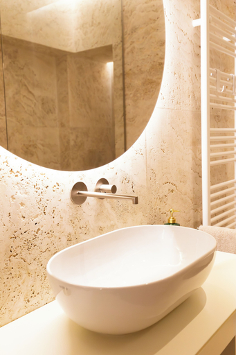 Bathroom 3, Camillo Benso, Perugia