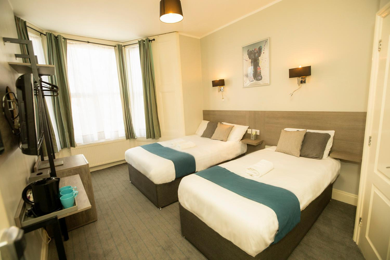 Bedroom 2, Comfotel BLU, London