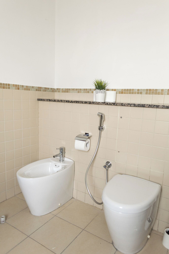 Bathroom 3, HAPPY SEASON I Shams apartment, Dubai