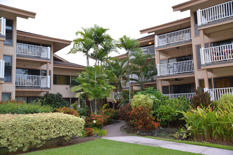 Others 1, Sea Village, Hawaii