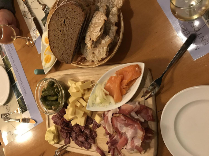 Food & Drinks 2, Bio-Ferienweingut Leyendecker, Mayen-Koblenz