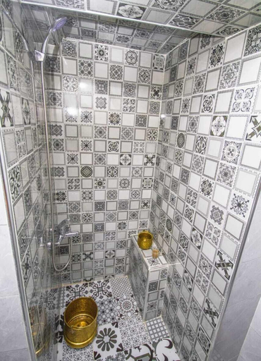 Bathroom 2, perla, Chefchaouen