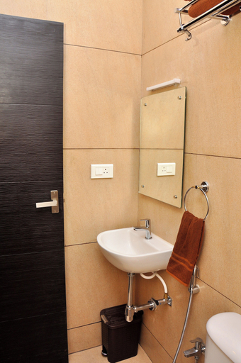 Bathroom 4, Harikrishna Park , Coimbatore