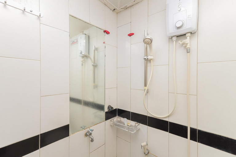 Bathroom 8