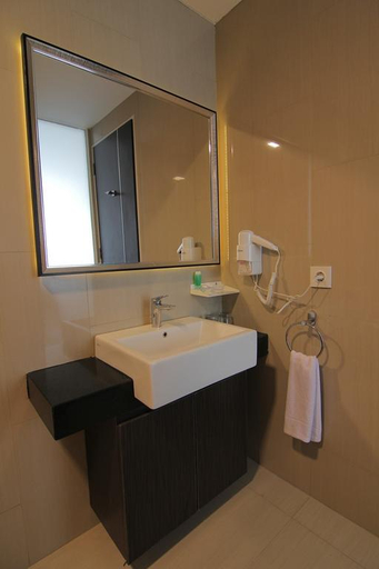 Bathroom 4, Travello Bandung, Bandung