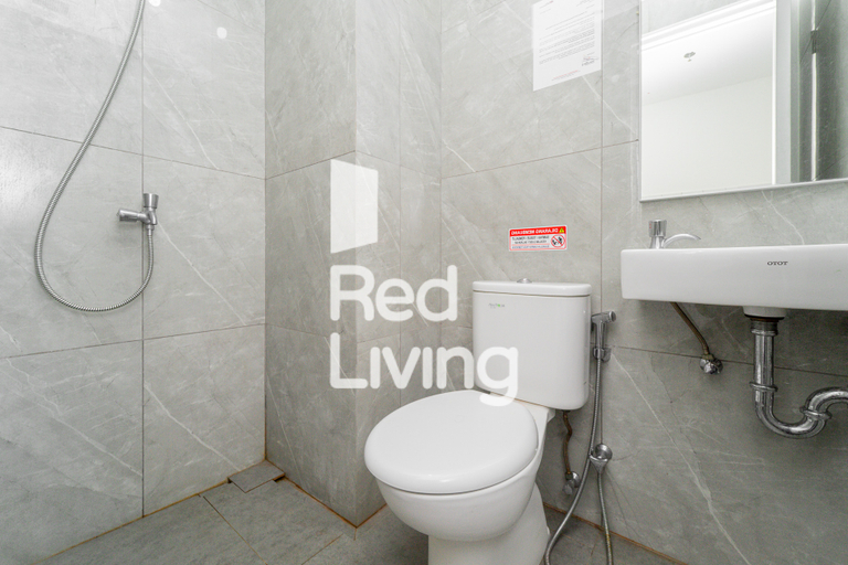 Bathroom 3, RedLiving Apartemen Sayana - Sentra Jaya, Bekasi
