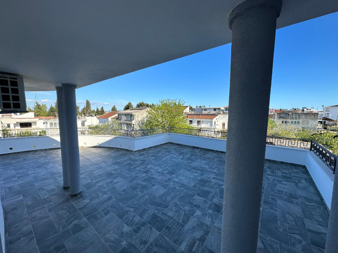 View 3, Apartments Near The Coast - Milla