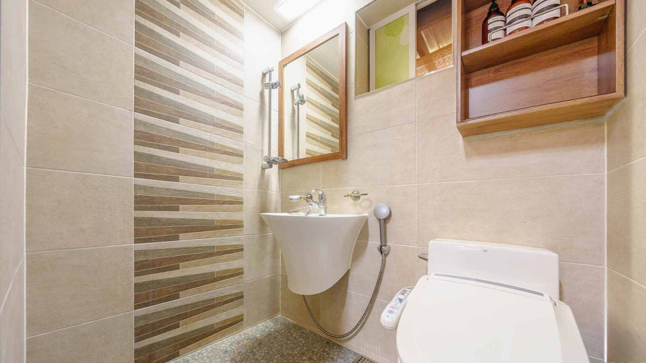 Bathroom 4, Pocheon Arumdri Pension, Pocheon
