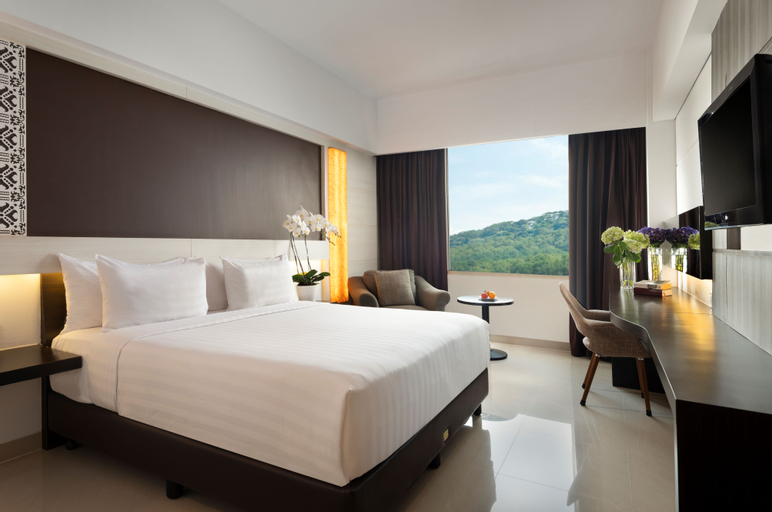 Bedroom 12